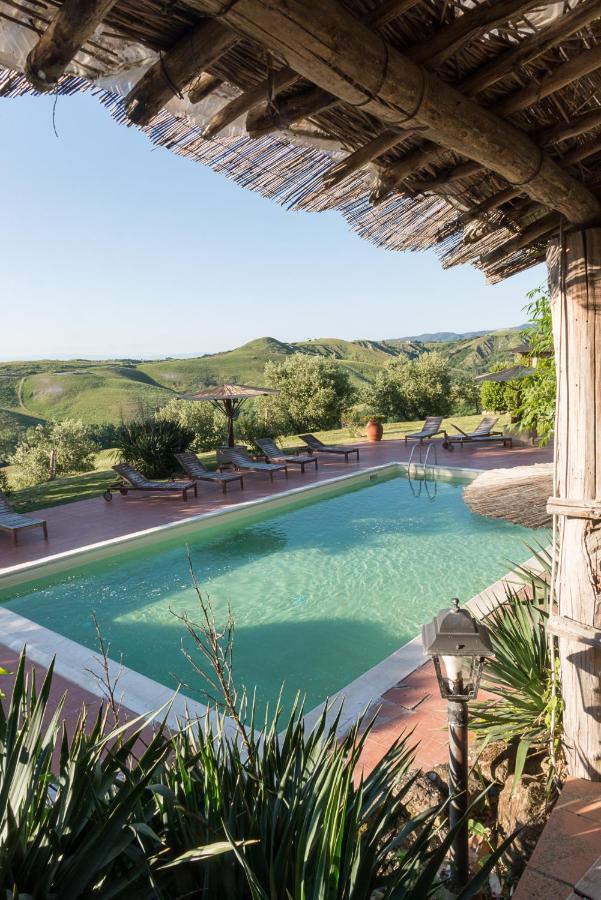 Agriturismo Fattoria Lischeto Volterra Exterior foto